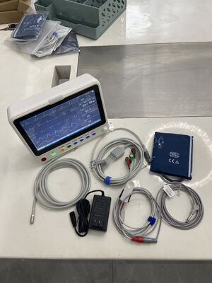 مانیتور 10 اینچی آمبولانس، مانیتور EKG پزشکی چند پارامتر مراقبت های بحرانی مانیتور قلبی قابل حمل